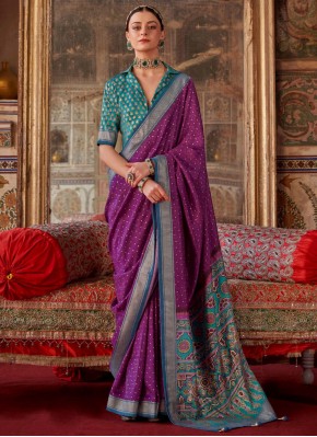 Adorning Silk Trendy Saree