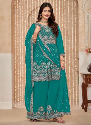 Beautiful Embroidered Ceremonial Trendy Salwar Kameez