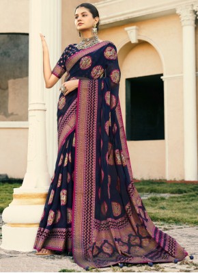 Brilliant Classic Saree For Festival