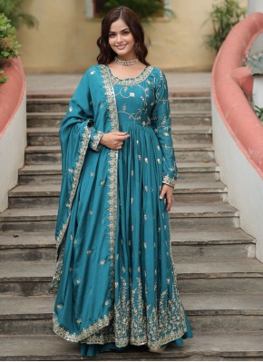 Captivating Readymade Salwar Kameez For Ceremonial