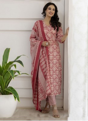 Cotton Digital Print Readymade Salwar Suit in Red