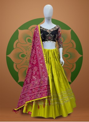 Cotton Garba Wear Chaniya Choli for Mehndi