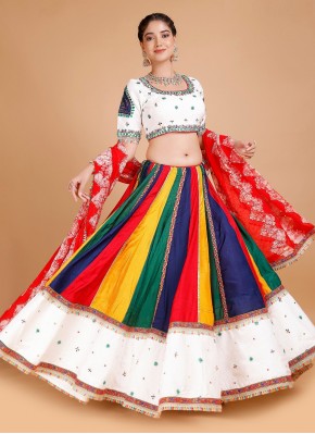 Cotton Hand Embroidery Work Garba Wear Chaniya Choli