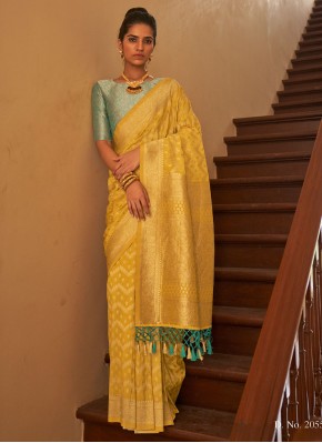 Crepe Silk Weaving Classic Saree in Yellow