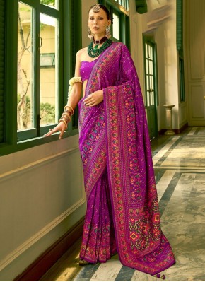 Dignified Banarasi Silk Magenta and Purple Weaving Designer Saree