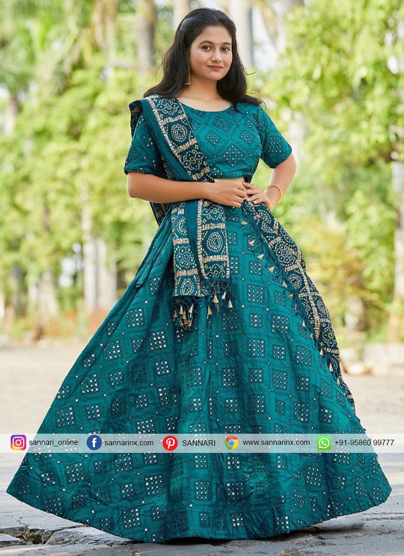 Shree Designs - 3 Generations Old saree, turned into a Beautiful Lehenga,  with Modern Touch... Designed and Styled by - @designsshree #handembroidery  #kanchi #kanchipuram #lehenga #saree #bellsleeves #kanchipattu | Facebook