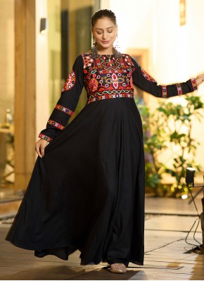 Eye-Catchy Black Embroidered Cotton Floor Length Kurti