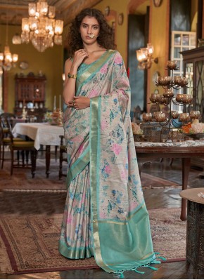 Fascinating Banarasi Silk Classic Saree