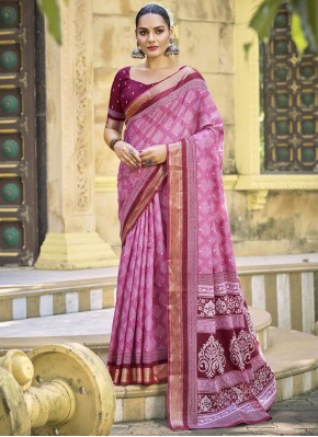 Fashionable Magenta Print Cotton Traditional Saree