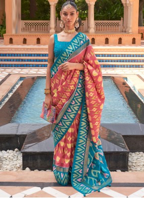 Fashionable Patola Silk  Weaving Multi Colour Tren