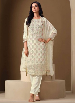 Flawless Trendy Salwar Kameez For Ceremonial