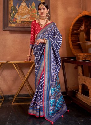 Glowing Silk Navy Blue Trendy Saree