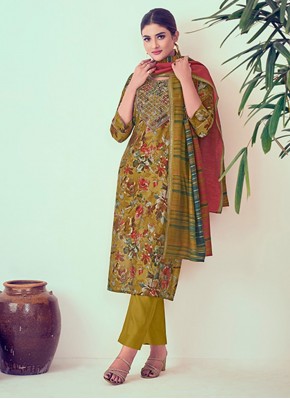 Green Chanderi Silk Ceremonial Salwar Suit