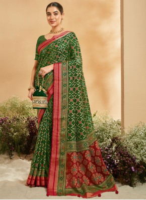 Green Printed Casual Classic Saree