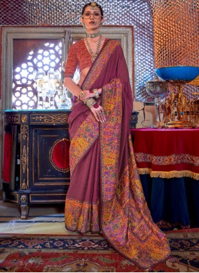 Magnetize Magenta and Rani Print Trendy Saree