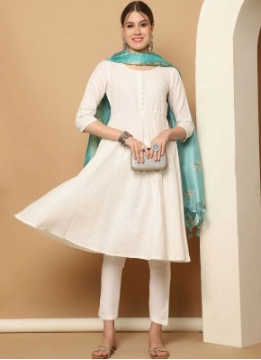 Magnificent Blended Cotton Thread White Readymade Salwar Kameez