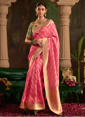 Outstanding pure-dola Weaving Traditional Saree