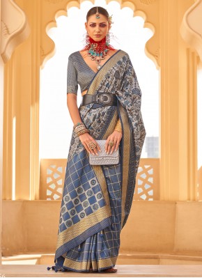 Printed Silk Classic Saree in Blue