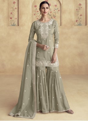 Pristine Embroidered Ceremonial Readymade Salwar Kameez