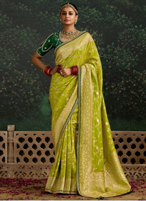 pure-dola Green Traditional Saree