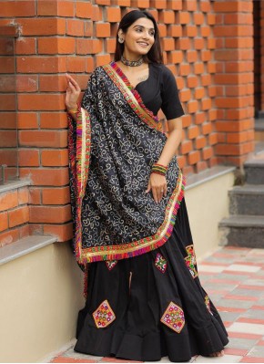 Regal Designer Lehenga Choli For Festival