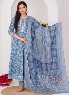 Trendy Salwar Kameez Foliage Print Cotton in Blue