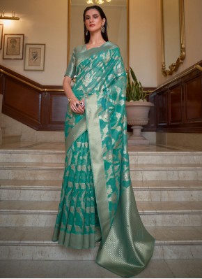 Vibrant Contemporary Style Saree For Mehndi