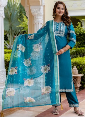 Viscose Readymade Salwar Kameez in Rama