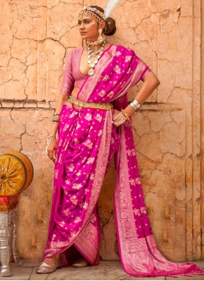 Weaving Georgette Classic Saree in Magenta and Rani